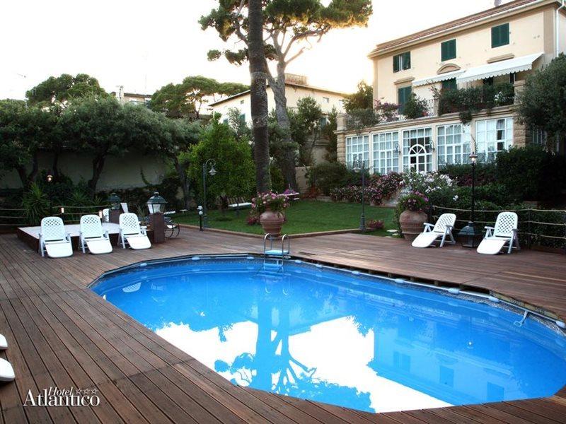 קסטיליאונצ'לו Hotel Atlantico מראה חיצוני תמונה