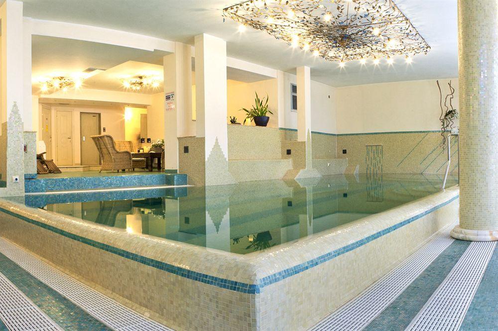 קסטיליאונצ'לו Hotel Atlantico מראה חיצוני תמונה