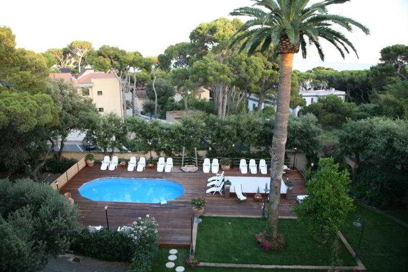 קסטיליאונצ'לו Hotel Atlantico מראה חיצוני תמונה